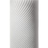  . Tenga Tiene una superficie de relieve con finas nervaduras, los surcos que lleva su diseño se entrelazan creando una sensación envolvente y de caricia 3D Zen . 
