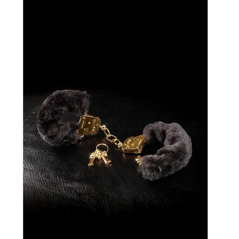 Pipedream Gold esposas de peluche de Pipedream, marca lider en bondage Gold esposas de peluche