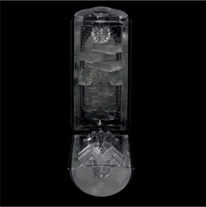 Tenga Flip Hole Black, un masturbador 2.0. El nuevo concepto llega de la mano de TENGA. Disfruta de hasta 7 fases distintas de sensaciones, dentro de 1 sólo CUP. Flip Hole Black