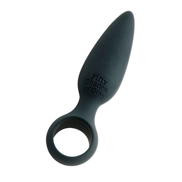 50 Sombras de Grey Fabricado en sedosa silicona con una forma flexible pero firme. De punta estrecha que poco a poco se va ensanchando gradualmente. Plug Anal Grey