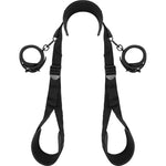 Posición piernas abiertas con esposas - FetishSubmissive - Kits para BDSM