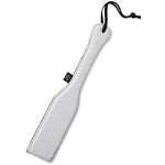 50 Sombras de Grey Hecha de sensual satén y una suave piel artificial, esta paleta de doble textura es la perfecta iniciación para el placer del azote Satin Spanking